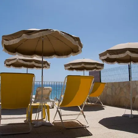 Hotel De La Le Lavandou